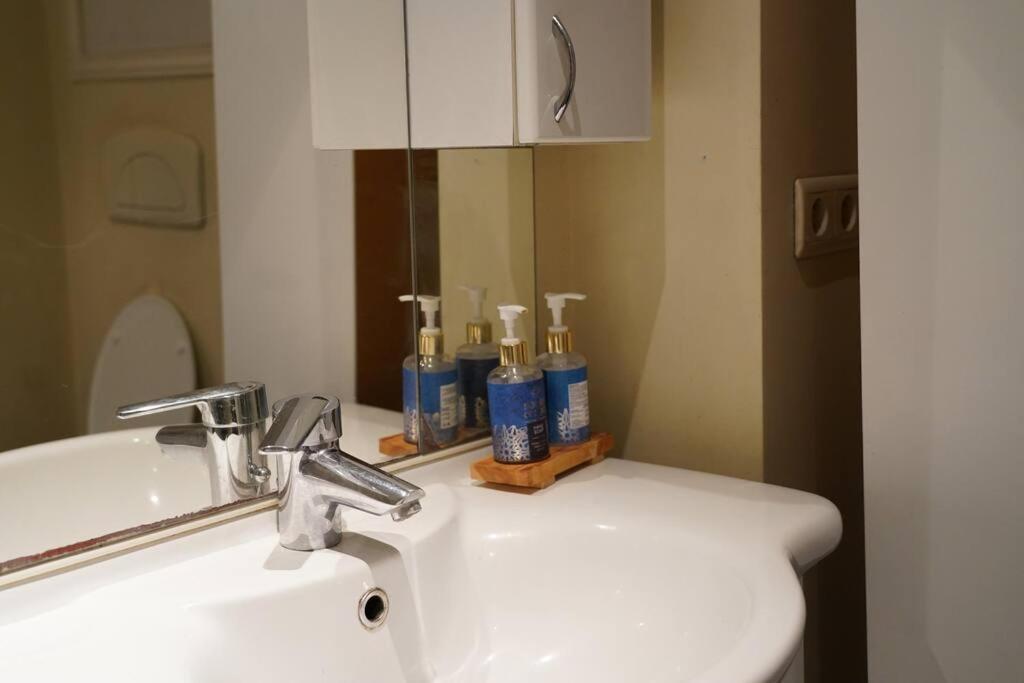 Family Friendly 1 Bed Appartment Brussel Buitenkant foto